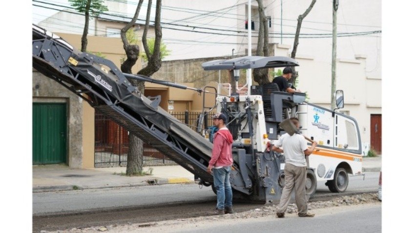 Así es el procedimiento para retirar los pavimentos vencidos antes de proceder con la repavimentación.